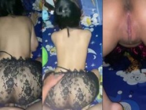 Em mới thử tất lưới có xíu mà anh đã nứng rồi à